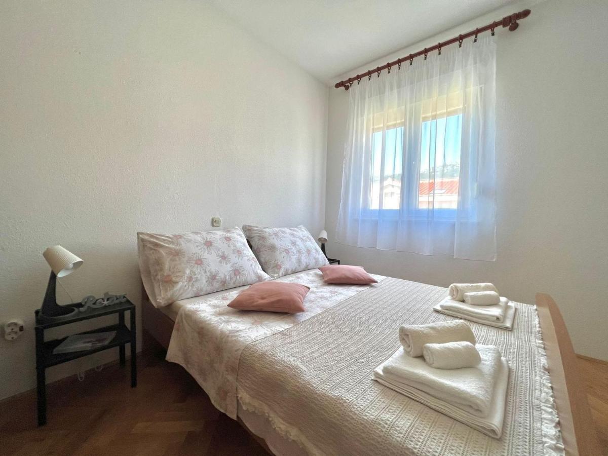 Apartment Troisa Kaštela Exterior foto